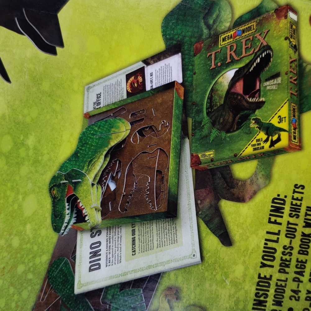 Mega Model T. Rex - Picture 6 of 10